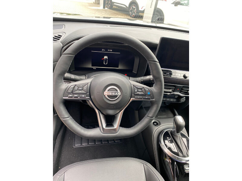 Nissan Juke Tekna 1,6 Hybrid Navi, Klima, Bose, Kamera