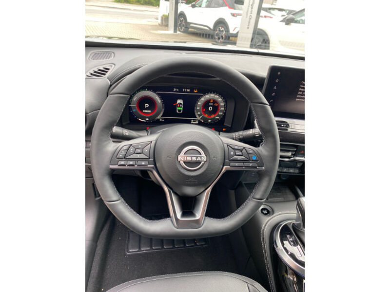 Nissan Juke Tekna 1,6 Hybrid Navi, Klima, Bose, Kamera