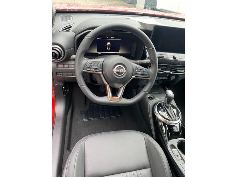 Nissan Juke Tekna 1,6 Hybrid Navi, Kamera, Winterpaket