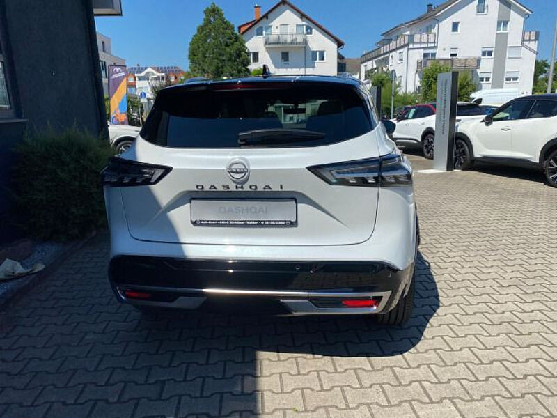 Nissan Qashqai 1,3 DIG-T Tekna+ Navi, Klima, Leder