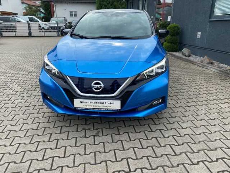 Nissan Leaf Tekna  40 kW Batterie, Navi, Klima, Kamera