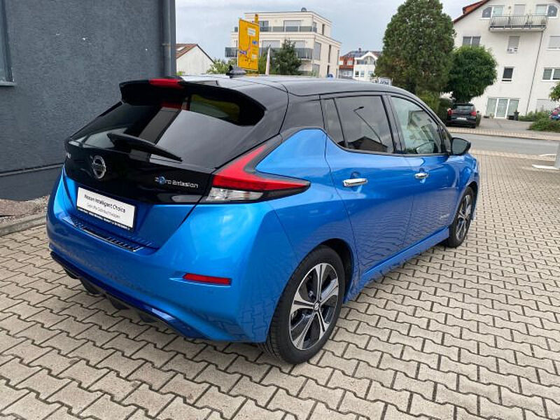 Nissan Leaf Tekna  40 kW Batterie, Navi, Klima, Kamera