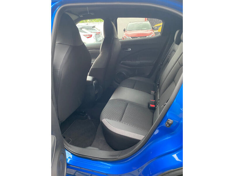 Nissan Juke N-Connecta Hybrid 1,6  Navi, Kamera, Winterpaket