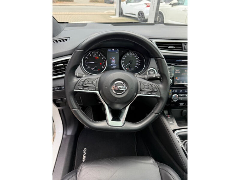 Nissan Qashqai Tekna+ 1,3 Navi, Klima, Kamera, AHK