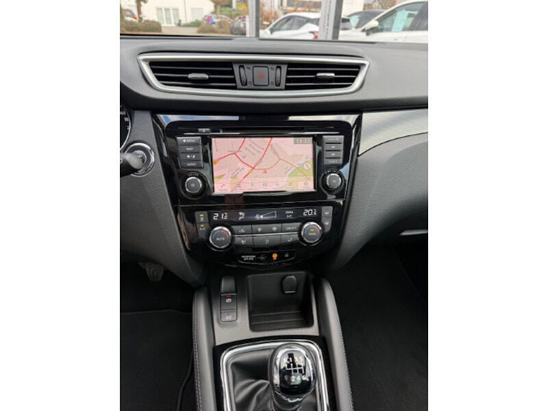 Nissan Qashqai Tekna+ 1,3 Navi, Klima, Kamera, AHK