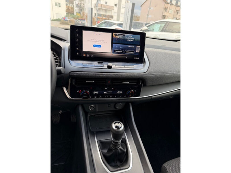 Nissan Qashqai 1,3 DIG-T Acenta, Navi, Klima Sitzheizung