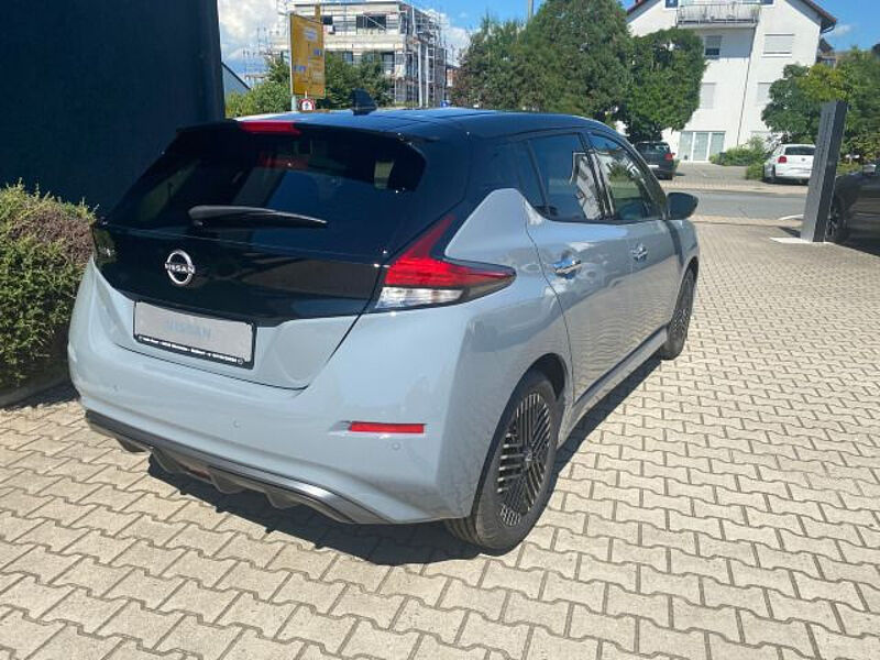 Nissan Leaf N-Connecta 110kW (150PS)  Navi, Winterpaket, Kamer